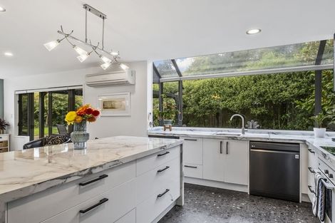 Photo of property in 6 Freeman Close, Abbotsford, Dunedin, 9018