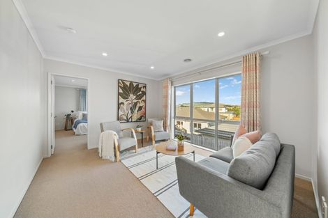 Photo of property in 71 Grenada Drive, Grenada Village, Wellington, 6037