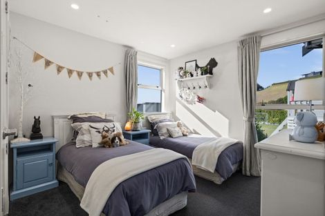 Photo of property in 1 Te Roera Drive, Taradale, Napier, 4112