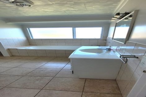 Photo of property in 1 Bandon Grove, Bell Block, New Plymouth, 4312