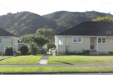 Photo of property in 109-111 Rata Street, Naenae, Lower Hutt, 5011