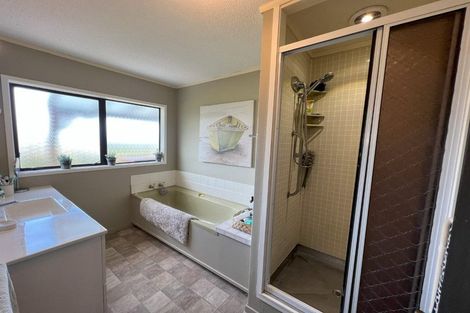 Photo of property in 1/19 Sturm Avenue, Massey, Auckland, 0614