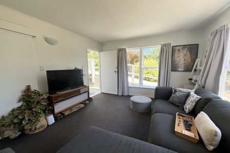 Photo of property in 2 Taupo Crescent, Plimmerton, Porirua, 5026