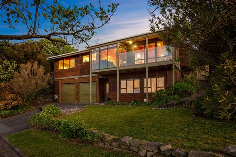 Photo of property in 25 James Cook Drive, Whitby, Porirua, 5024