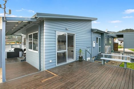 Photo of property in 180 Greenhills Drive, Coromandel, 3506