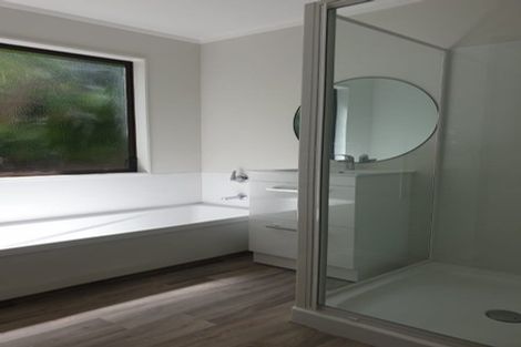 Photo of property in 127 Winara Avenue, Waikanae, 5036