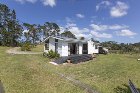 Photo of property in 5705 Pouto Road, Pouto, Te Kopuru, 0391