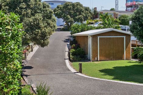 Photo of property in 61 Oceanview Road, Mount Maunganui, 3116
