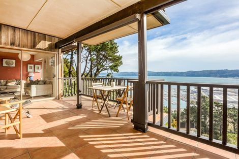 Photo of property in 35b Nikau Road, Point Howard, Lower Hutt, 5013