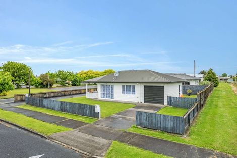 Photo of property in 2a Ranui Street, Ngatea, 3503