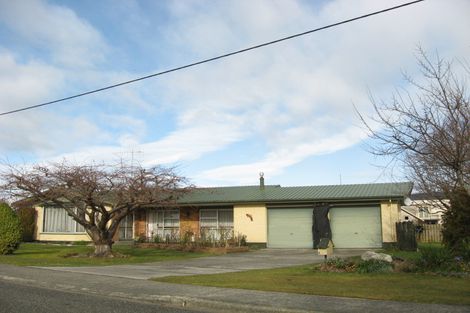 Photo of property in 1 Fergus Square, Te Anau, 9600