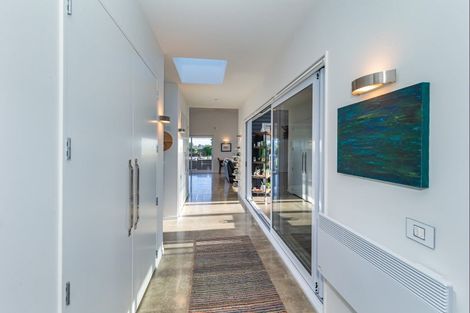 Photo of property in 342a Tararua Road, Levin, 5571