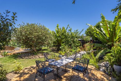 Photo of property in 4 Graham Grove, Waikanae, 5036