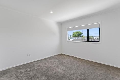 Photo of property in 30 Opaheke Road, Papakura, 2110