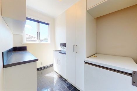 Photo of property in 581 Queen Street East, Levin, 5510