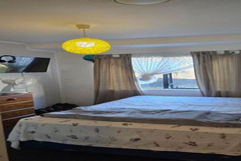 Photo of property in 4 Oratu Place, Manurewa, Auckland, 2102