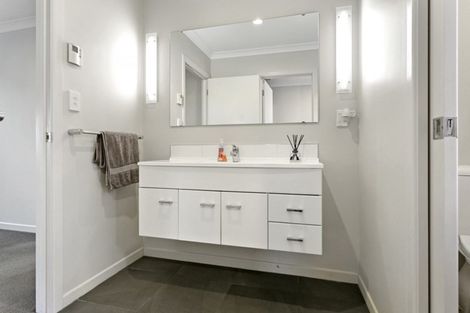 Photo of property in 33 Norfolk Drive, Cambridge, 3434