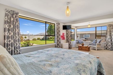 Photo of property in 89 High Street, Oxford, 7430