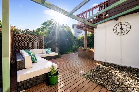 Photo of property in 16 Stredwick Drive, Torbay, Auckland, 0630