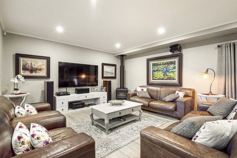 Photo of property in 14 Awatiro Drive, Kaukapakapa, 0871