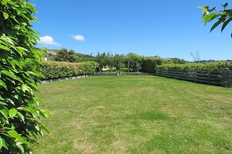 Photo of property in 2 Scoresby Grove, Whitby, Porirua, 5024