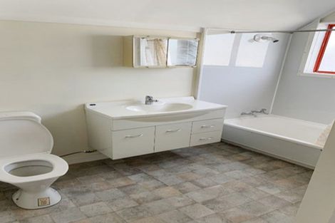 Photo of property in 502 Victoria Street, Hastings, 4122