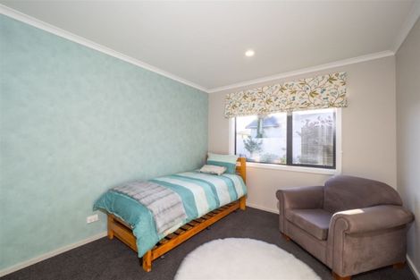 Photo of property in 16 Johnstone Street, Tinwald, Ashburton, 7700