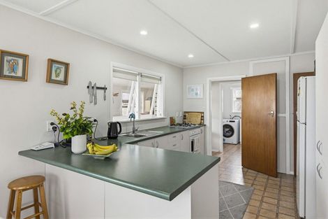 Photo of property in 132 Weraroa Road, Levin, 5510