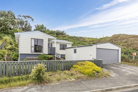 Photo of property in 129 Jamaica Drive, Grenada North, Wellington, 5028