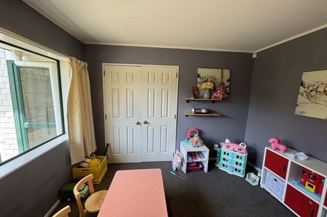 Photo of property in 3 West Fairway, Golflands, Auckland, 2013