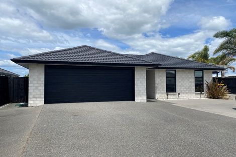 Photo of property in 9 Kamahi Crescent, Papamoa Beach, Papamoa, 3118