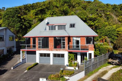 Photo of property in 27 Loris Place, Karoro, Greymouth, 7805