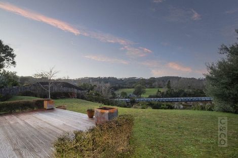 Photo of property in 11 Elliot Street, Riverhead, 0820