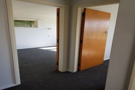 Photo of property in 18 Swansea Street, Hokowhitu, Palmerston North, 4410
