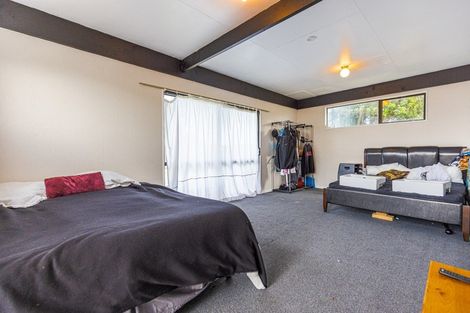 Photo of property in 215 Puriri Street, Castlecliff, Whanganui, 4501