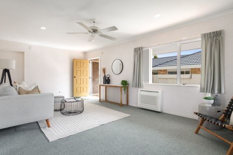 Photo of property in 482b Devonport Road, Tauranga South, Tauranga, 3112