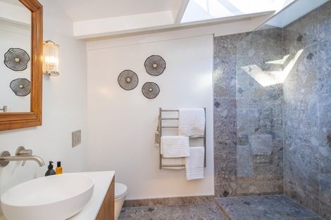 Photo of property in 1 Kent Street, Arrowtown, 9302