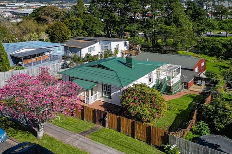 Photo of property in 1/47 Newington Road, Henderson, Auckland, 0612