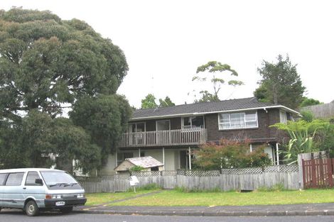 Photo of property in 30 Sequoia Place, Sunnynook, Auckland, 0620