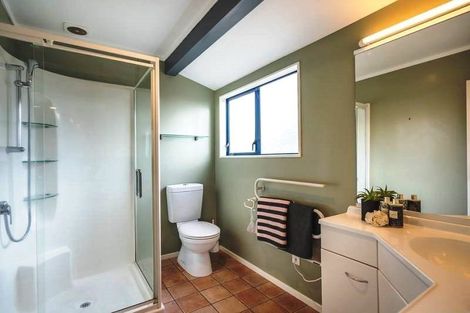 Photo of property in 55a Golf Road, Paraparaumu Beach, Paraparaumu, 5032