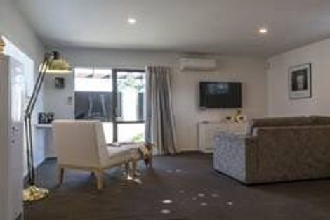 Photo of property in 145a Wairakei Road, Bryndwr, Christchurch, 8053