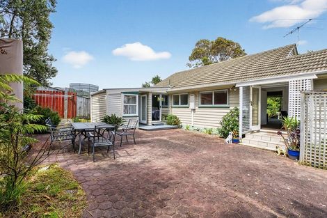 Photo of property in 100 Alexander Road, Raumati Beach, Paraparaumu, 5032
