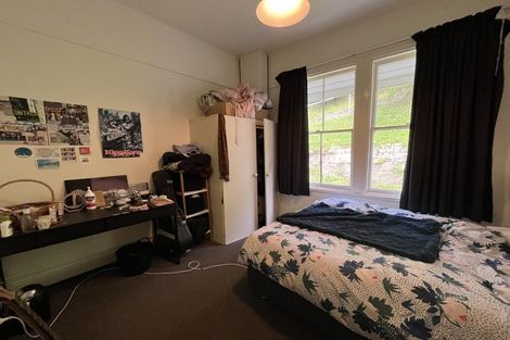 Photo of property in 151 Kelburn Parade, Kelburn, Wellington, 6012