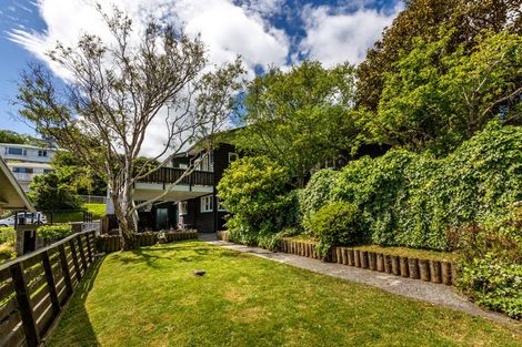 Photo of property in 2 Beacon Hill Road, Miramar, Wellington, 6022