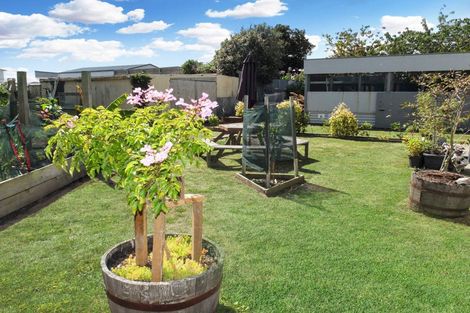 Photo of property in 4 Kennedy Street, Foxton Beach, Foxton, 4815