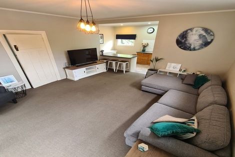 Photo of property in 32 Balfour Street, Mornington, Wellington, 6021