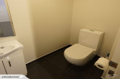 Photo of property in 10 Bayside Drive, Browns Bay, Auckland, 0630