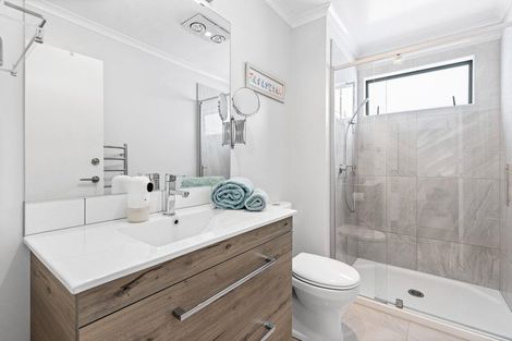 Photo of property in 30 Grey Warbler Road, Hobsonville, Auckland, 0616