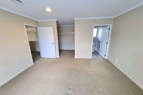 Photo of property in 11 Sunvista Avenue, Oteha, Auckland, 0632