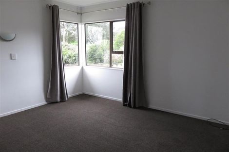 Photo of property in 20 Edgware Road, West Harbour, Auckland, 0618